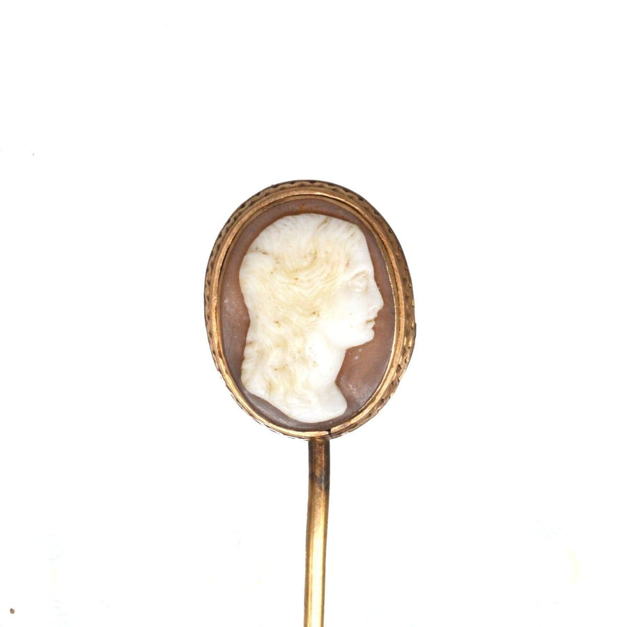 19th Century 9ct gold tie pin featuring Roman goddess cameo carved from helmet shell, perfect for collectors.