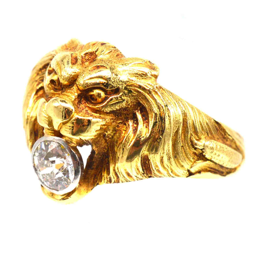 18ct gold lion head ring with diamond, showcasing French Art Nouveau craftsmanship from circa 1900.