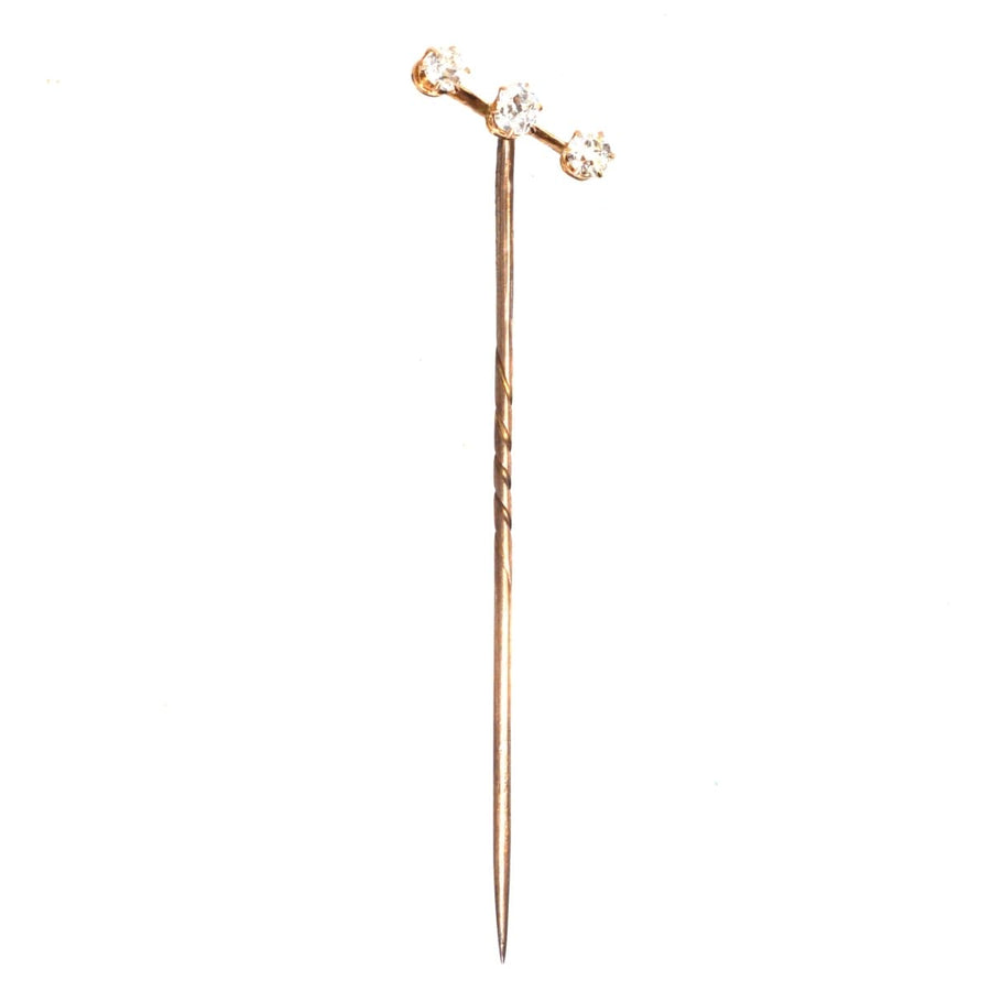 Edwardian 15ct gold diamond tie pin with three sparkling old cut diamonds, circa 1910.