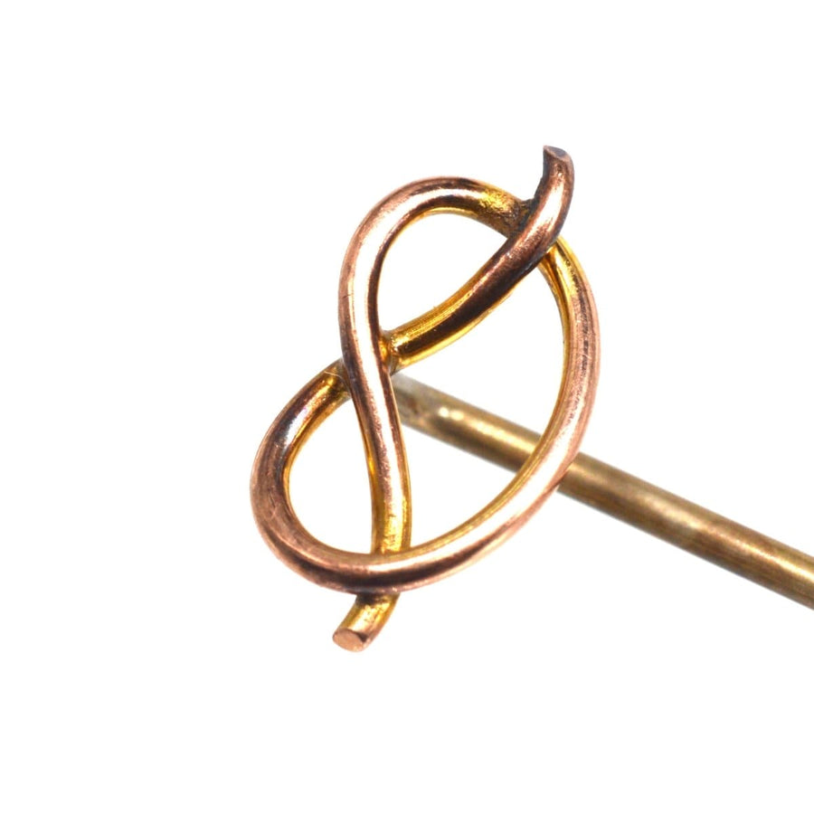 Edwardian 9ct gold Stafford Knot tie pin, 1900-1910 era, symbol of love and Staffordshire heritage.