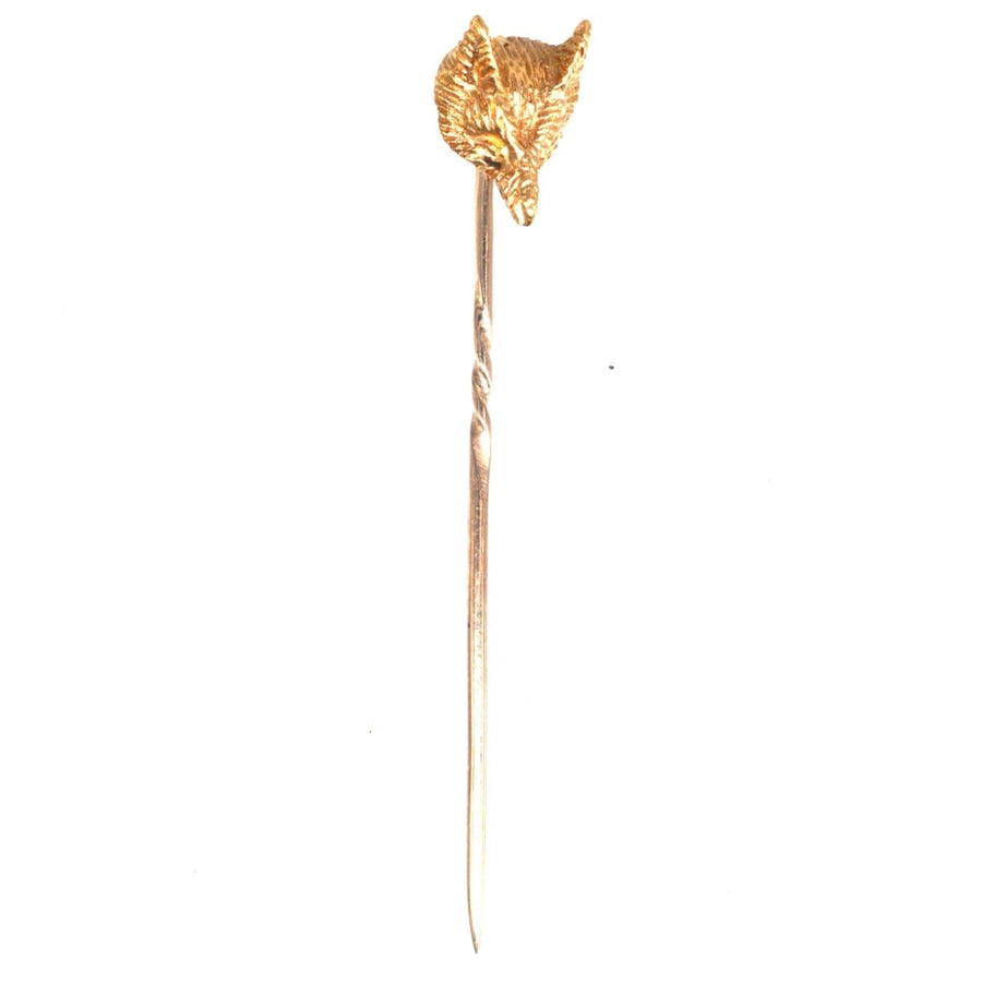 Vintage 1970s 9ct gold fox head tie pin crafted by Payton, Pepper & Sons Ltd in Birmingham, perfect for country sports enthusiasts.