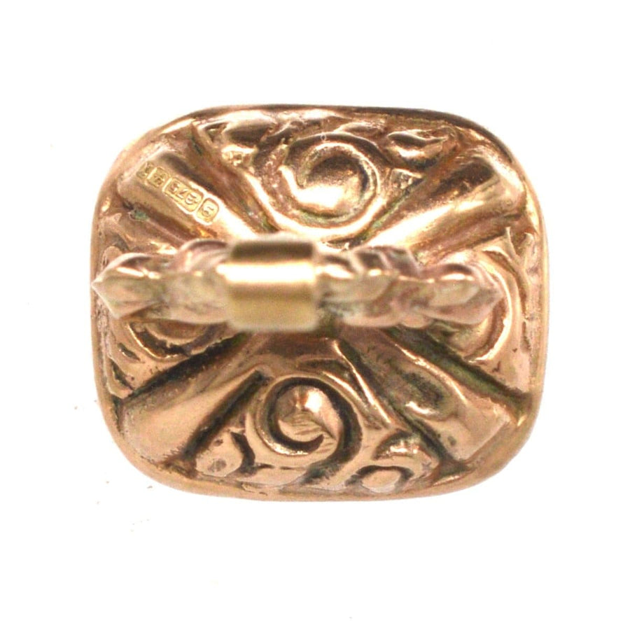 Vintage 9ct gold banded agate seal pendant with intricate detailing and antique charm from 1972.
