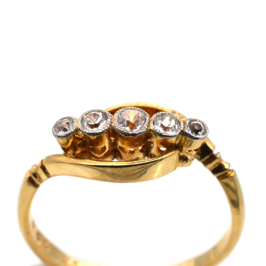 Art Deco 18ct gold five stone diamond ring with platinum set diamonds, elegant vintage design from 1925.