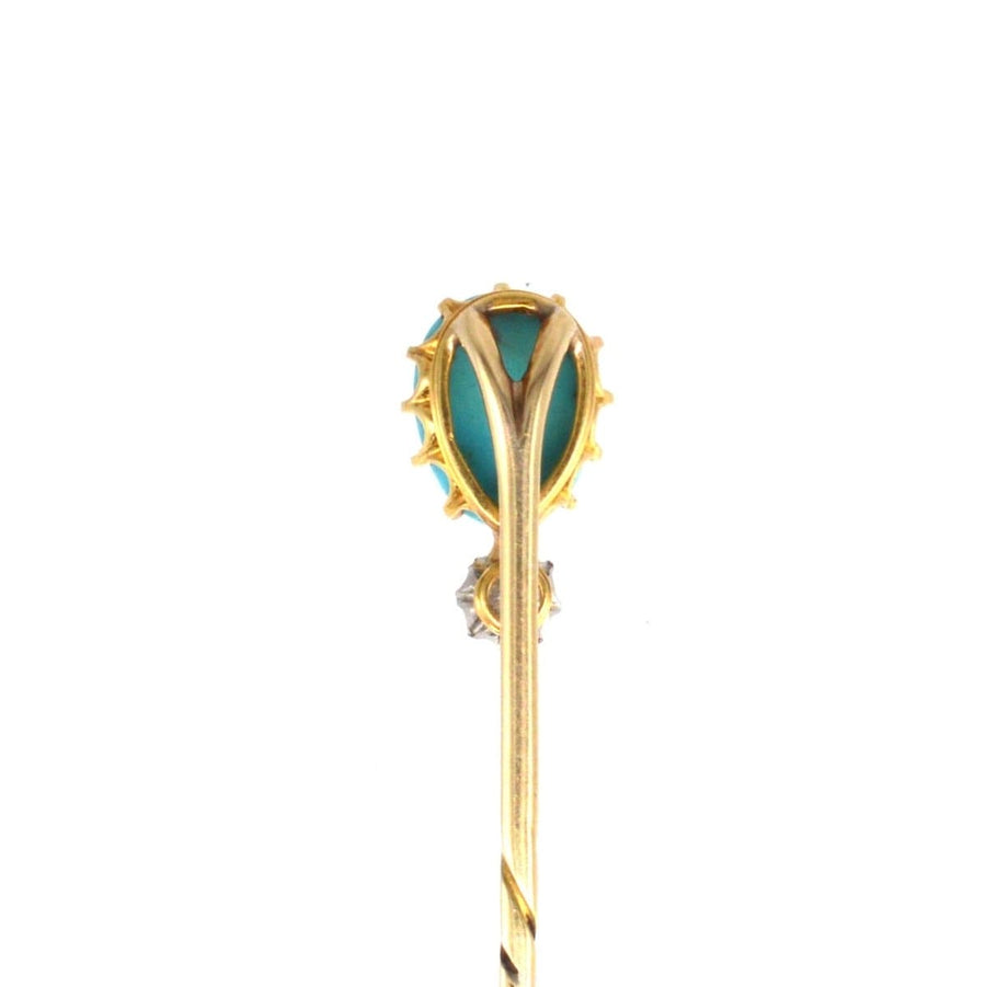 Edwardian 15ct gold tie pin with pear-shaped cabochon turquoise and diamond detailing.