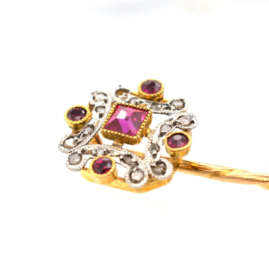 French Belle Époque 18ct gold and platinum tie pin with rubies and diamonds, showcasing exquisite craftsmanship.