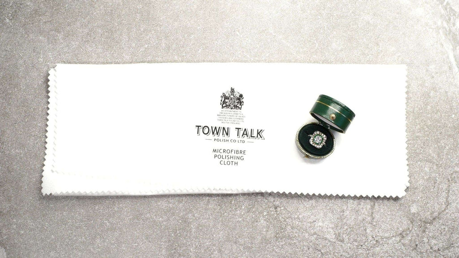 Town Talk Microfibre Polishing Cloth with jewelry box, ideal for cleaning delicate surfaces and reusable.