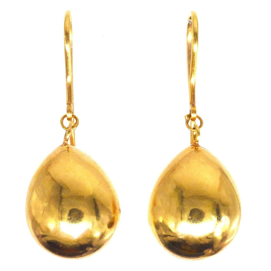 Ohrringe aus 9-karätigem Gold aus den 1940er Jahren mit großem skulpturalem Tropfen-Design, Vintage-Eleganz und Raffinesse aus der Mitte des Jahrhunderts.