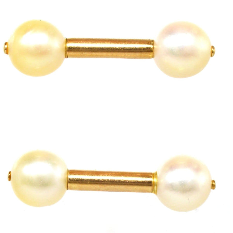 Manschettenknöpfe aus französischem 18-karätigem Gold aus den 1940er Jahren mit passenden Zuchtperlen, perfekt für einen stilvollen Akzent an knackigen Manschetten.