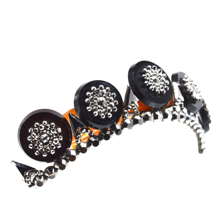 Regency-Diadem aus Onyx und geschliffenem Stahl auf einem Schildpattkamm mit aufwändigen Details und einem einzigartigen runden Design.