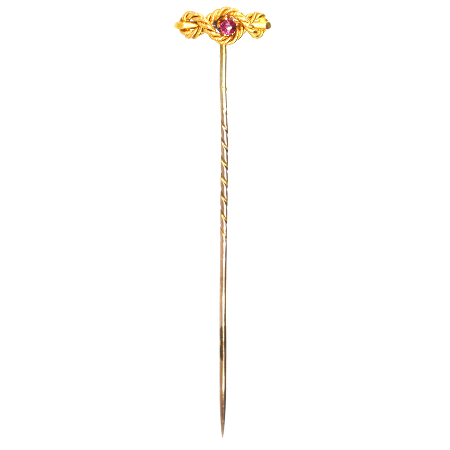 Edwardian 15ct Gold Rubin Dreifach Unendlichkeit Seilknoten Krawattennadel