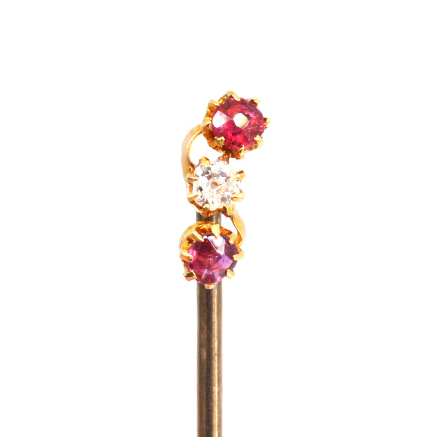 Edwardian 18ct Gold Rubin und Diamant Triple Crossover Krawattennadel