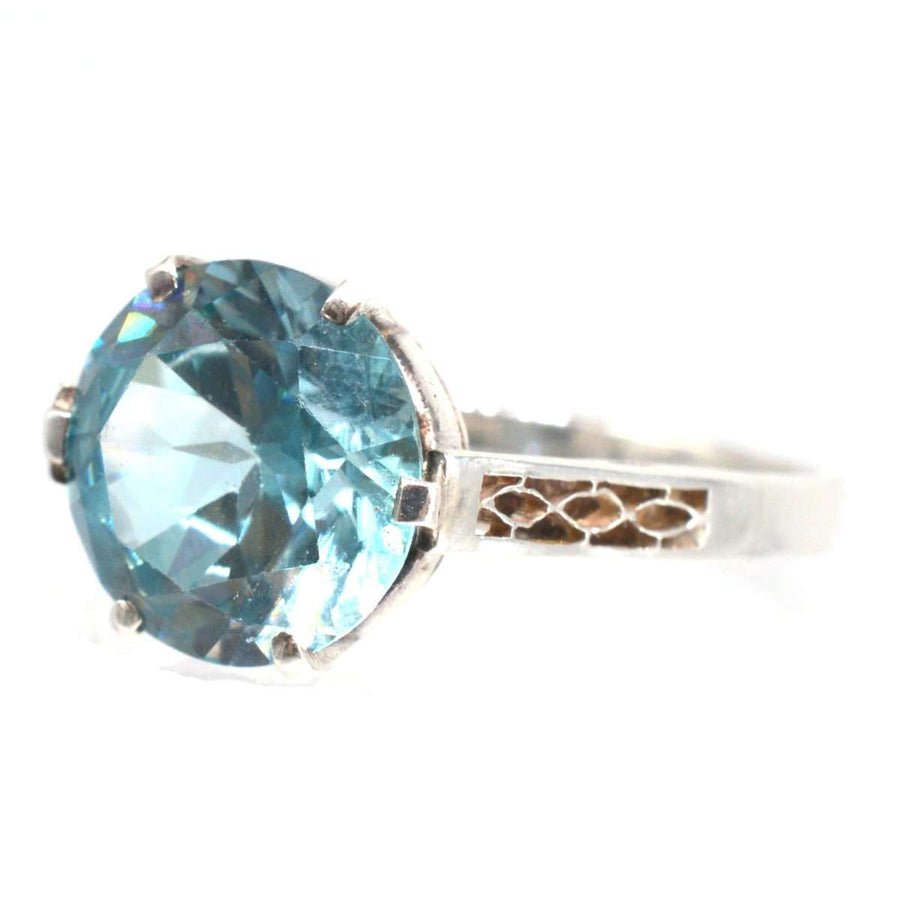 Art Deco 18ct Weißgold Blauer Zirkon Solitär Ring | Parkin und Gerrish | Antike & Vintage-Schmuck