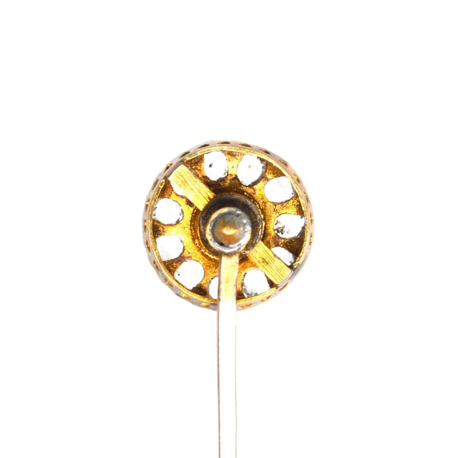 Art Deco Krawattennadel mit grünem und weißem Strass, mit funkelndem Design, perfekt für eine stilvolle Seidenkrawatte.