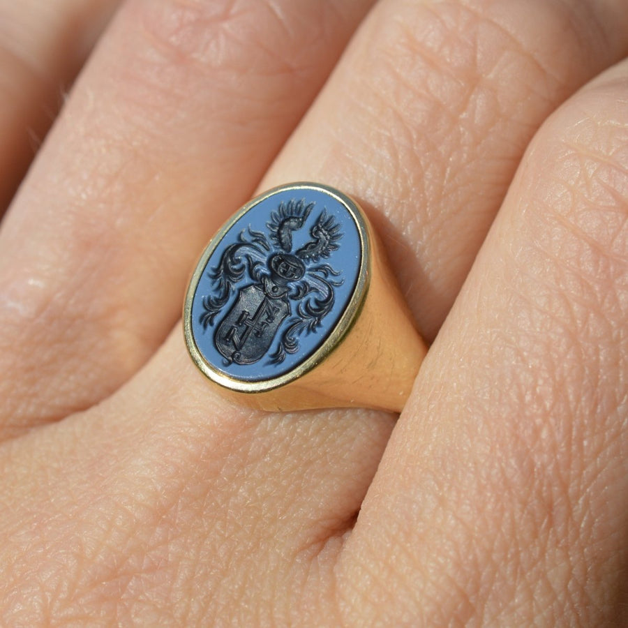 Anfang des 20. Jahrhunderts 14ct Gold Sardonyx Siegelring mit Wappen Intaglio Wappen | Parkin und Gerrish | Antike & Vintage Schmuck