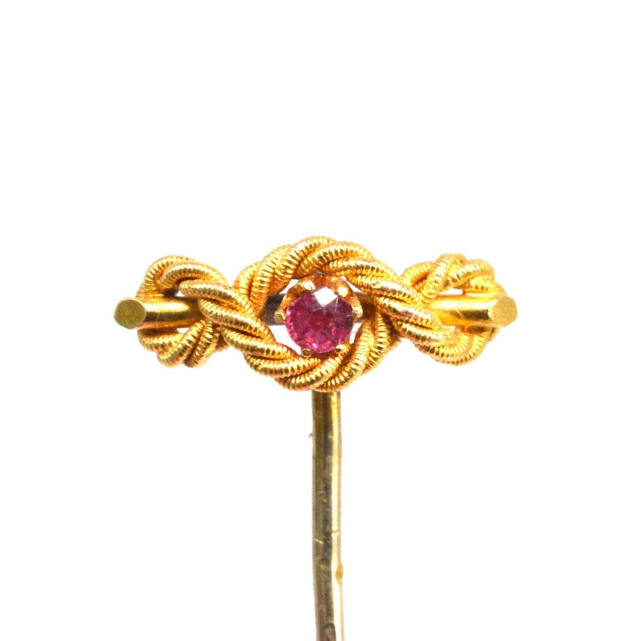 Edwardian 15ct Gold Ruby Triple Infinity Rope Knot Krawattennadel | Parkin und Gerrish | Antique & Vintage Jewellery