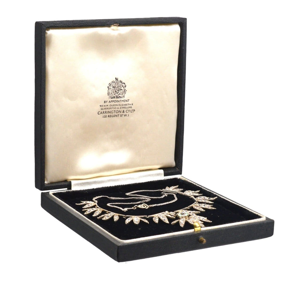 Edwardianische Silber- und Platin-Diamant-Halbkette in einer luxuriösen Schachtel.