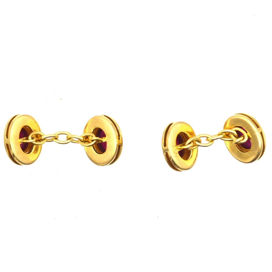 Manschettenknöpfe aus 18-karätigem Gold der 1960er Jahre mit natürlichem, unerhitztem Cabochon-Rubin, elegantes und zeitloses Design.
