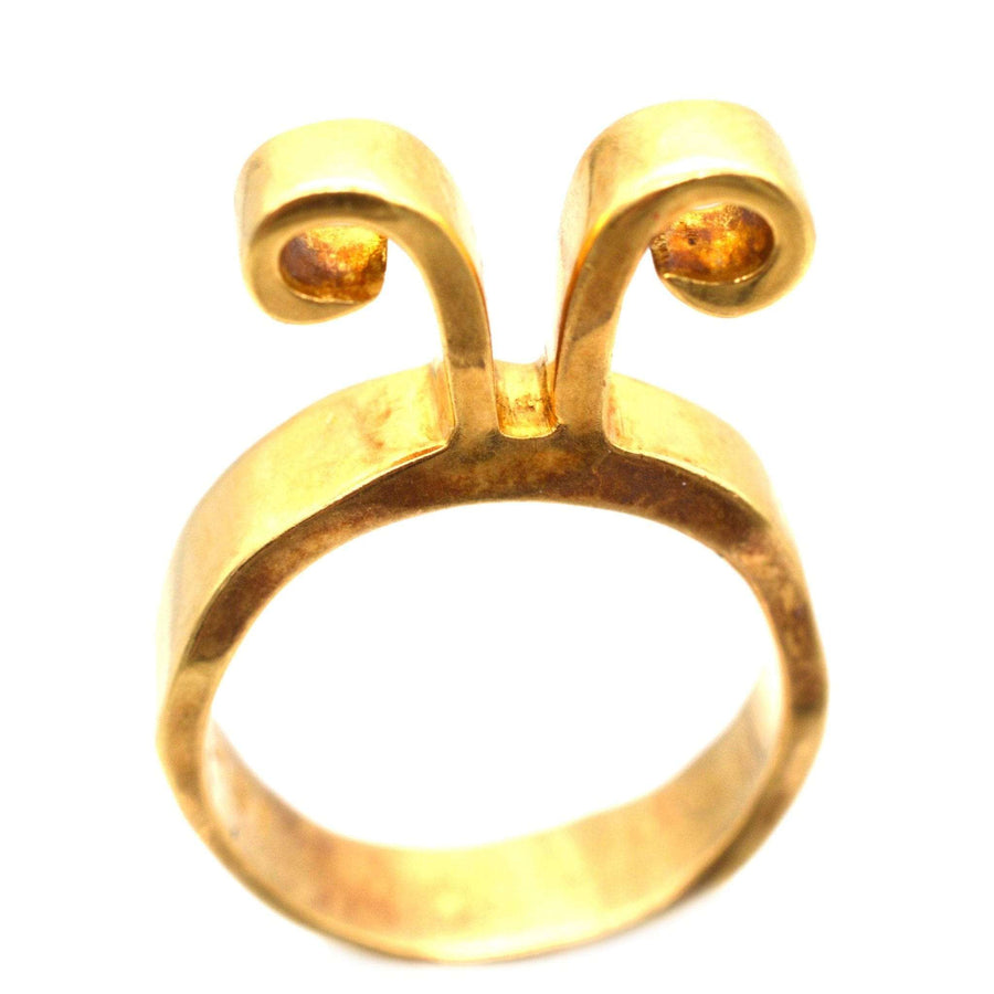 1960er Jahre 18ct Gold Widder Ring von Walter Schluep mit einzigartigem Design, mit zwei Edelstein-Akzenten, in Original-Etui.