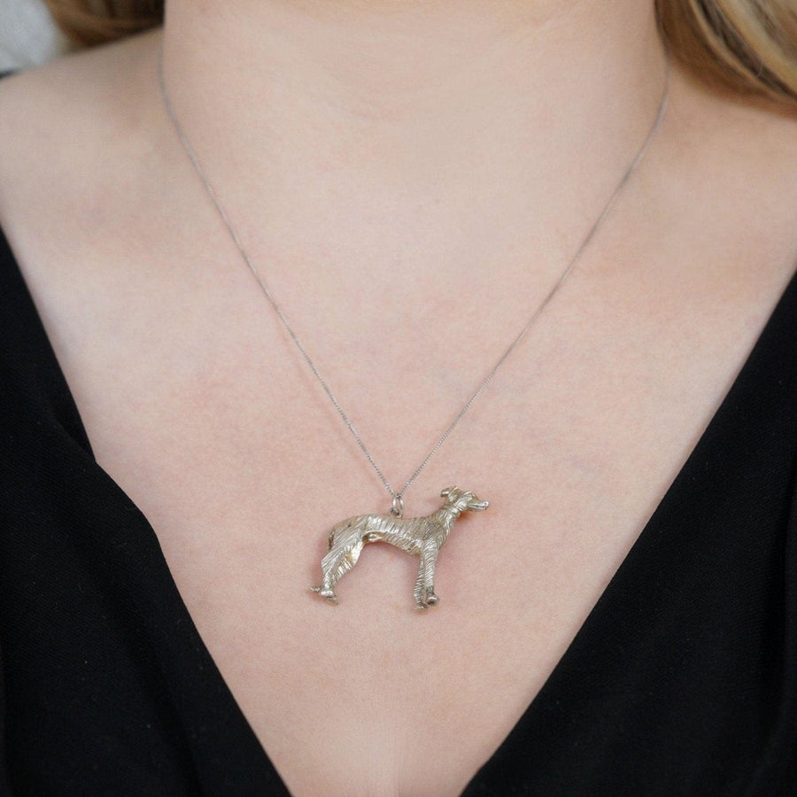 1970er Jahre massivem Silber Hund Anhänger Halskette mit einem Whippet Design, perfektes Geschenk für Hundeliebhaber.