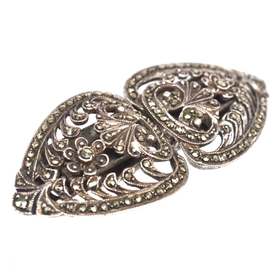 Art-Déco-Brosche aus Silber und Markasit mit doppeltem Clip aus dem Jahr 1927 mit kompliziertem Blumenmuster und Diamanten im Rosenschliff.