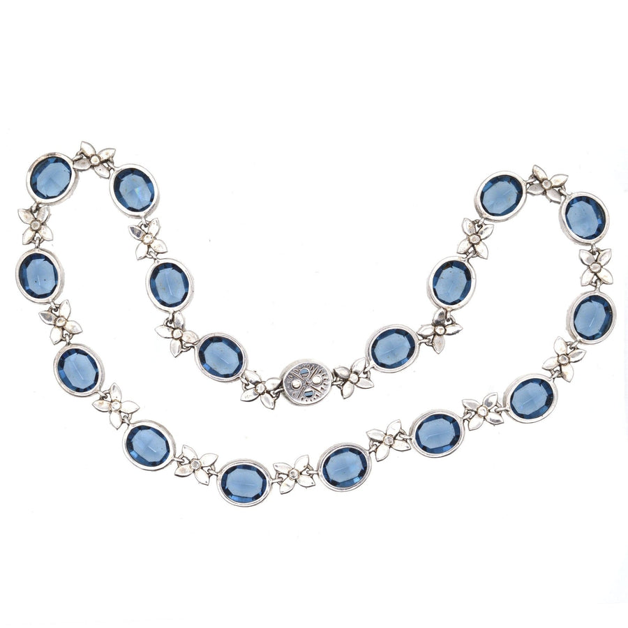 Art-Déco-Silberkette mit blauen Saphirsteinen und diamantbesetzten Gliedern für einen atemberaubenden Vintage-Look.