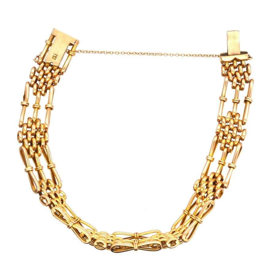 Edwardian 15ct gold gate bracelet, mit einem zeitlosen und eleganten Design aus der Zeit um 1910.