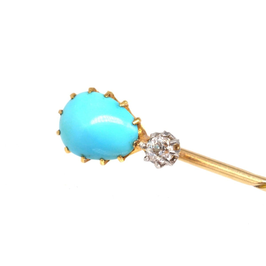 Krawattennadel aus edwardianischem Gold mit birnenförmigem Türkis-Cabochon und Diamant-Akzent.
