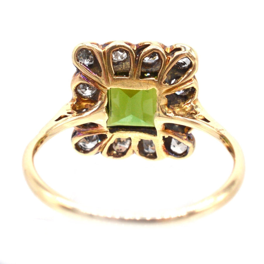 Edwardianischer Ring aus 18 Karat Gold und Platin mit einem grünen Turmalin und einem Diamanten, perfekt für eine Verlobung.