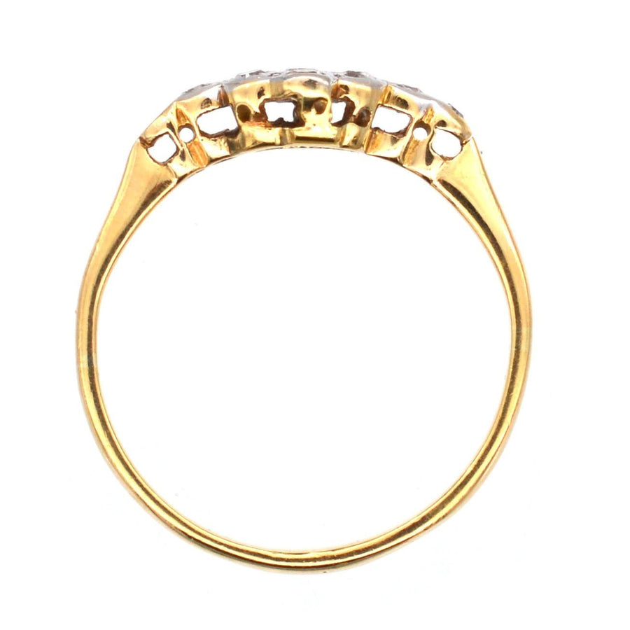 Edwardianischer Diamant-Cluster-Ring aus 18 Karat Gold und Platin mit 0,20 Karat Diamanten, flaches Design, perfekt für die Verlobung.