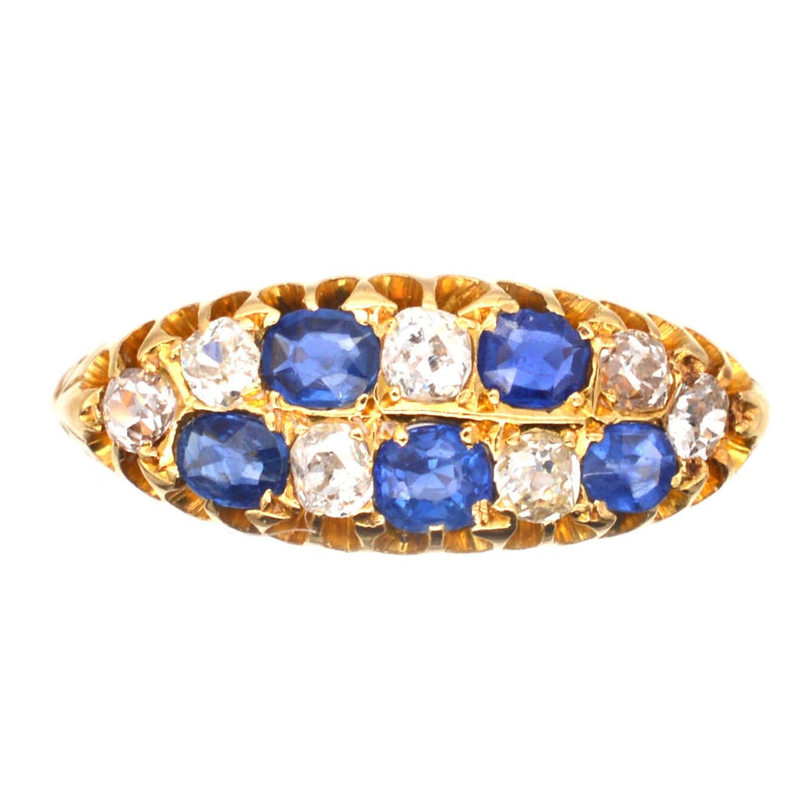 Edwardianischer Schachbrettring mit Saphiren und Diamanten im Altminenschliff, gefasst in 18-karätigem Gold von 1903.