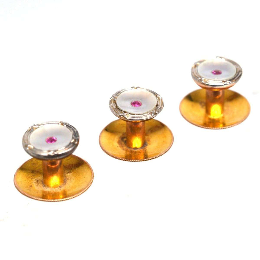 Edwardian 9ct Gold, Platin, Perlmutt und Rubin Kleid Ohrstecker, wunderschön gestaltete Satz von drei.