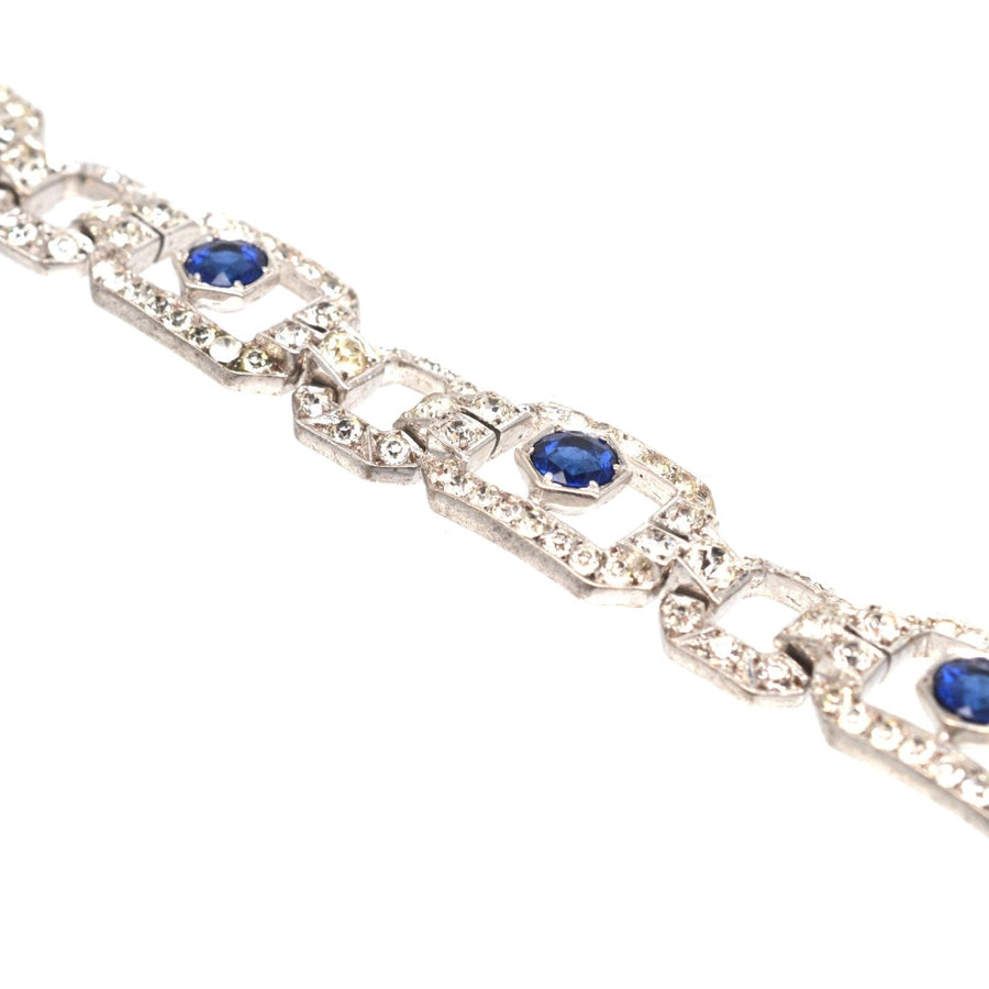 Silberarmband im Art-déco-Stil mit blauem Saphir und weißen Strasssteinen von Knoll & Pregizer mit aufwändigem Design.