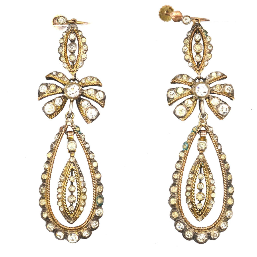 Große Art-Deco-Ohrringe aus Silber und 9-karätigem Gold im portugiesischen Stil mit Schleife und Strasssteinen, Design der 1920er Jahre.