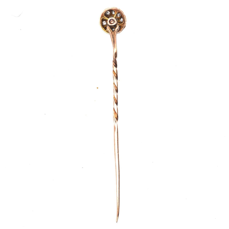 Spätviktorianische Krawattennadel aus 15 Karat Gold mit Perlen und Diamanten, das perfekte Accessoire für stilvolle Krawatten.