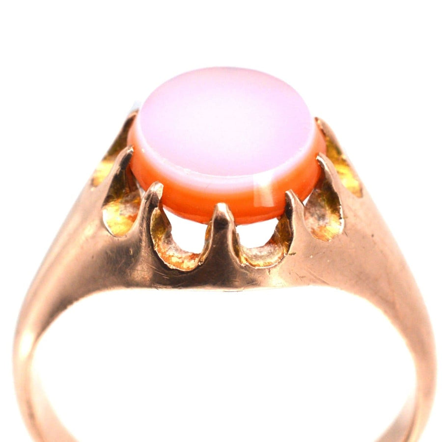 Spätviktorianischer Sardonyx-Siegelring aus 9 Karat Gold mit einem glatten, rosafarbenen Stein, der sich perfekt zum Gravieren oder zum stilvollen Tragen eignet.