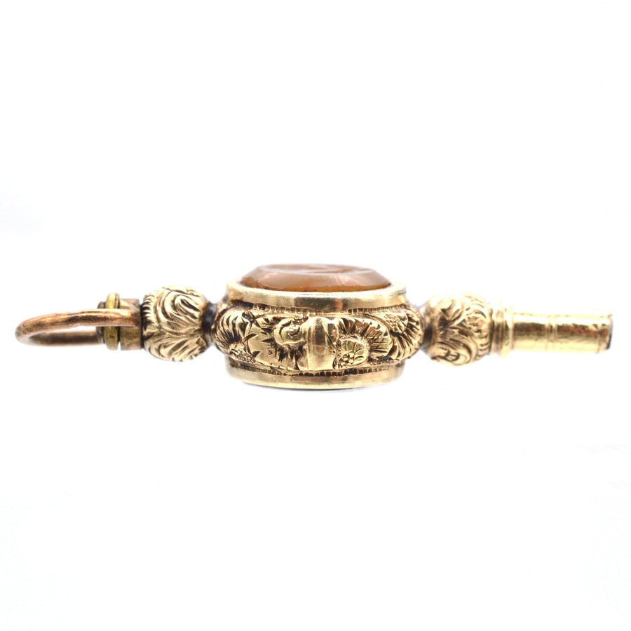 Uhrenschlüssel im Regency-Goldgehäuse mit Onyx-, Achat- und Intaglio-Rosendesign aus den 1820er Jahren.