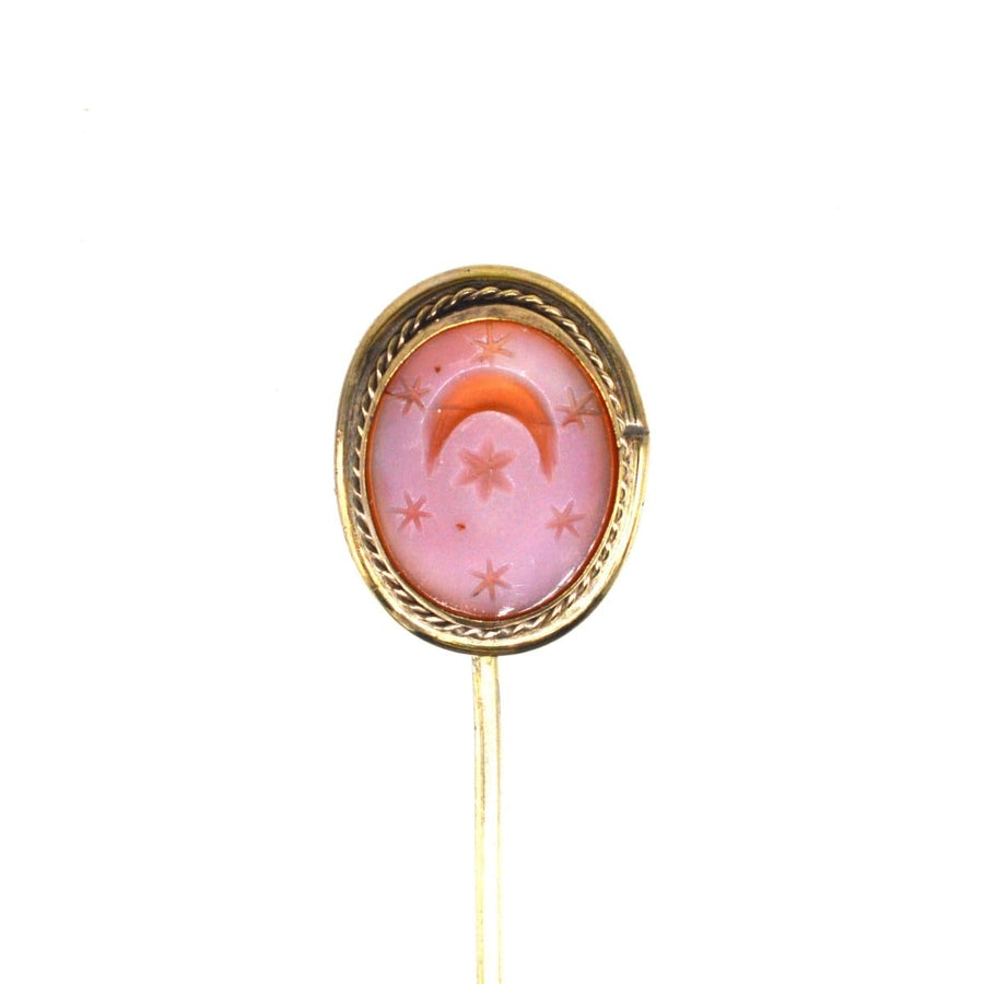 Viktorianische Krawattennadel aus Karneol aus 9 Karat Gold mit einer Mondsichel und Sternen, einem Symbol des Neubeginns.