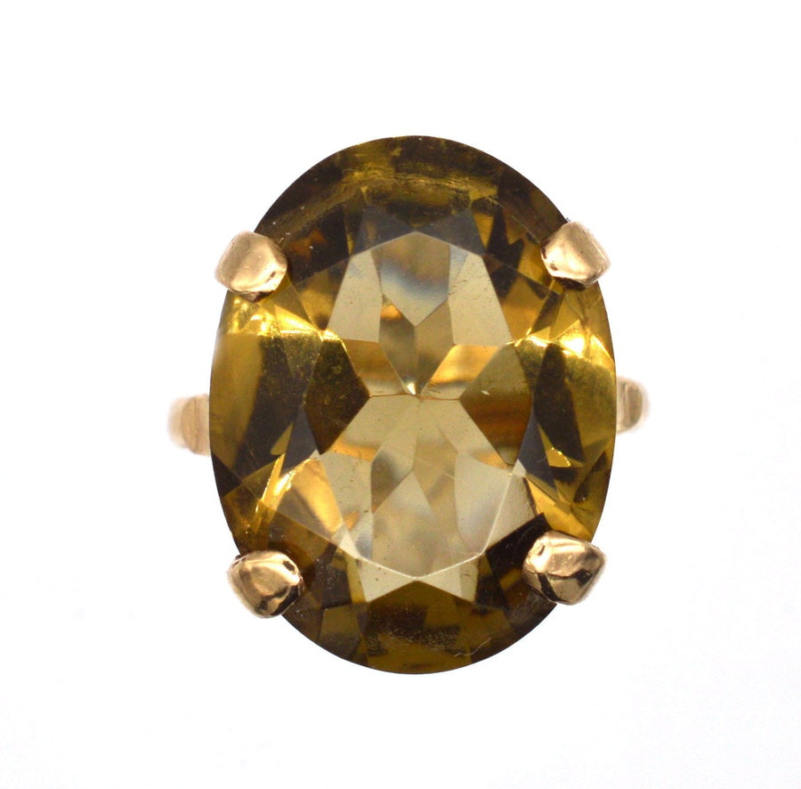 Cocktailring aus 9-karätigem Gold mit Rauchquarz, ovaler Edelstein, gefasst in ein Goldband, hergestellt 1971.