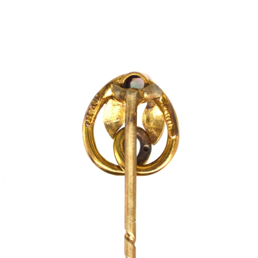 Art Nouveau 9ct Green Garnet Topped Doublet Tie Pin with Leaves, showcasing intricate design and antique craftsmanship.