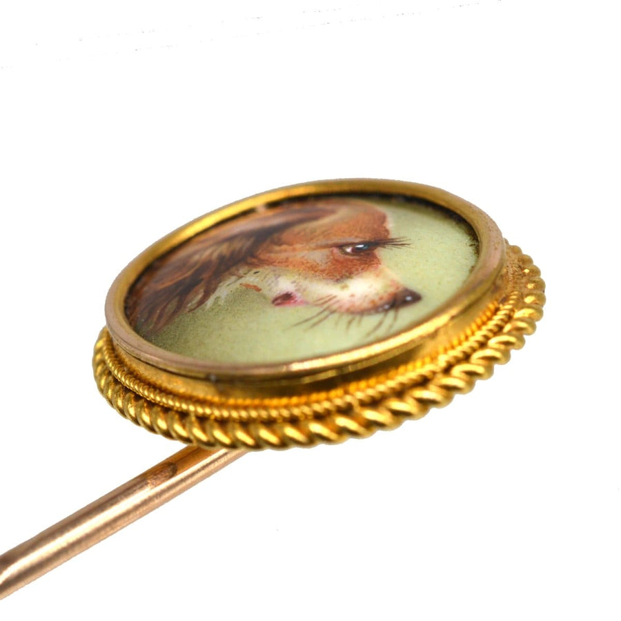 Victorian 18ct gold tie pin featuring painted spaniel dog portrait after George Armfield, exquisite craftsmanship.