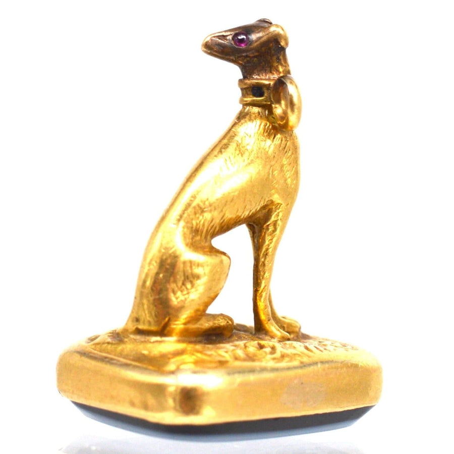 19 世纪金质威化犬吊坠，镶有红石眼睛和红玛瑙印章，非常适合雕刻。