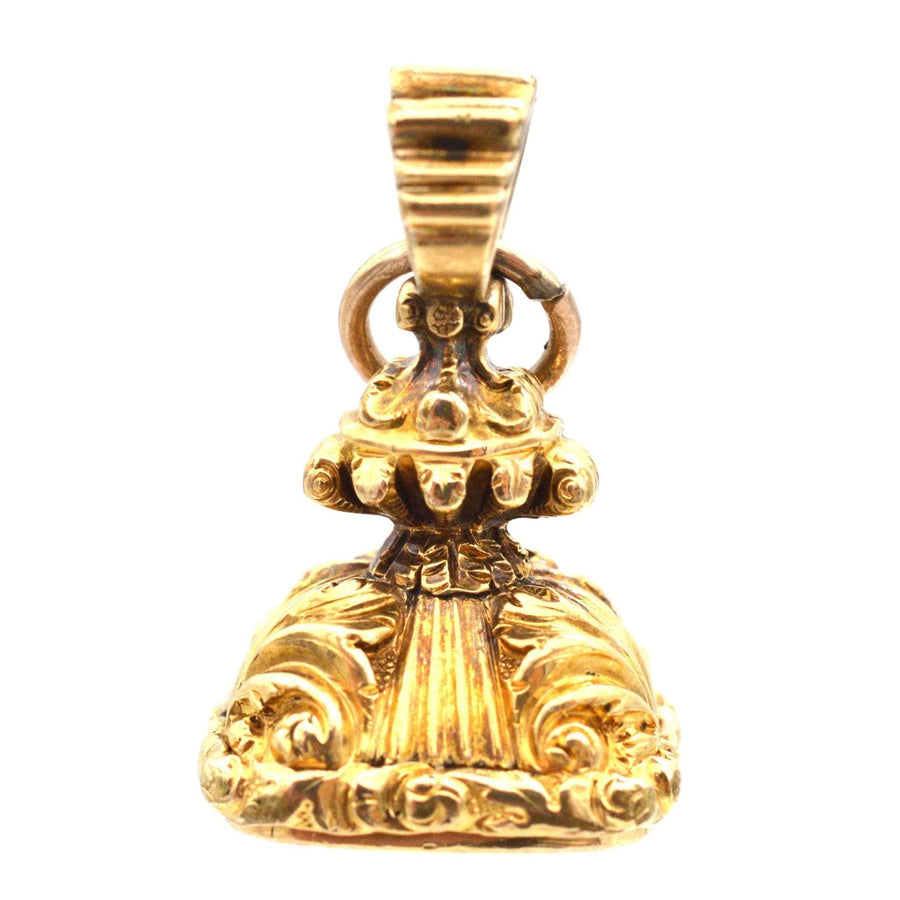 Georgian 18ct gold chalcedony seal pendant, engraved Louisa, featuring intricate design from the 1800s.