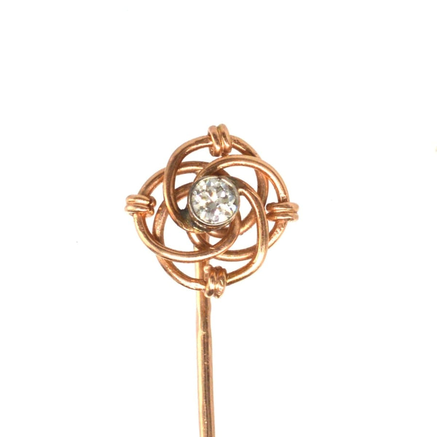 Early 20th century Austro-Hungarian gold and diamond knot tie pin, elegant design perfect for silk ties.